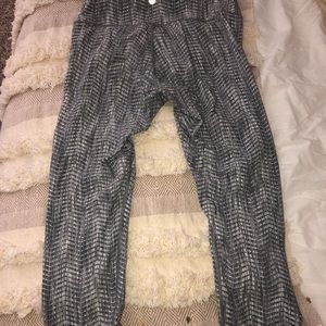 Lululemon crop leggings